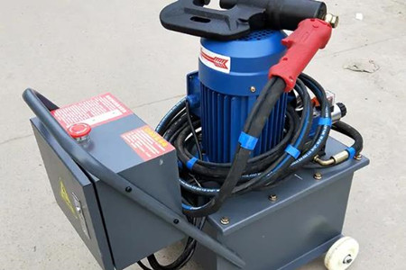 如何保養風管鉚釘機？四點措施需重視！